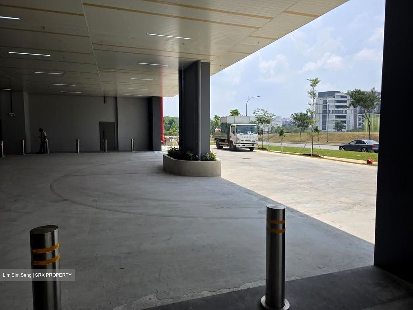Tampines Connection (D18), Retail #615707631